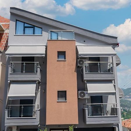 Dns Apartments Cavala Exterior foto